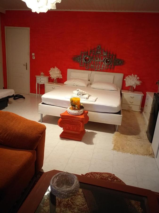Roulas Cozy Apartments アルテミダ エクステリア 写真