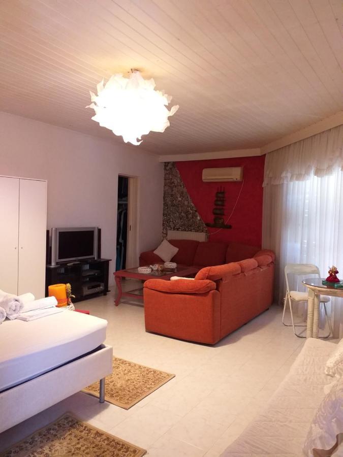 Roulas Cozy Apartments アルテミダ エクステリア 写真