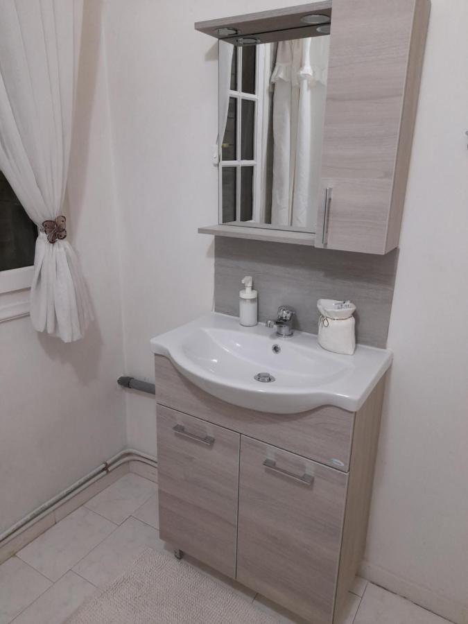 Roulas Cozy Apartments アルテミダ エクステリア 写真