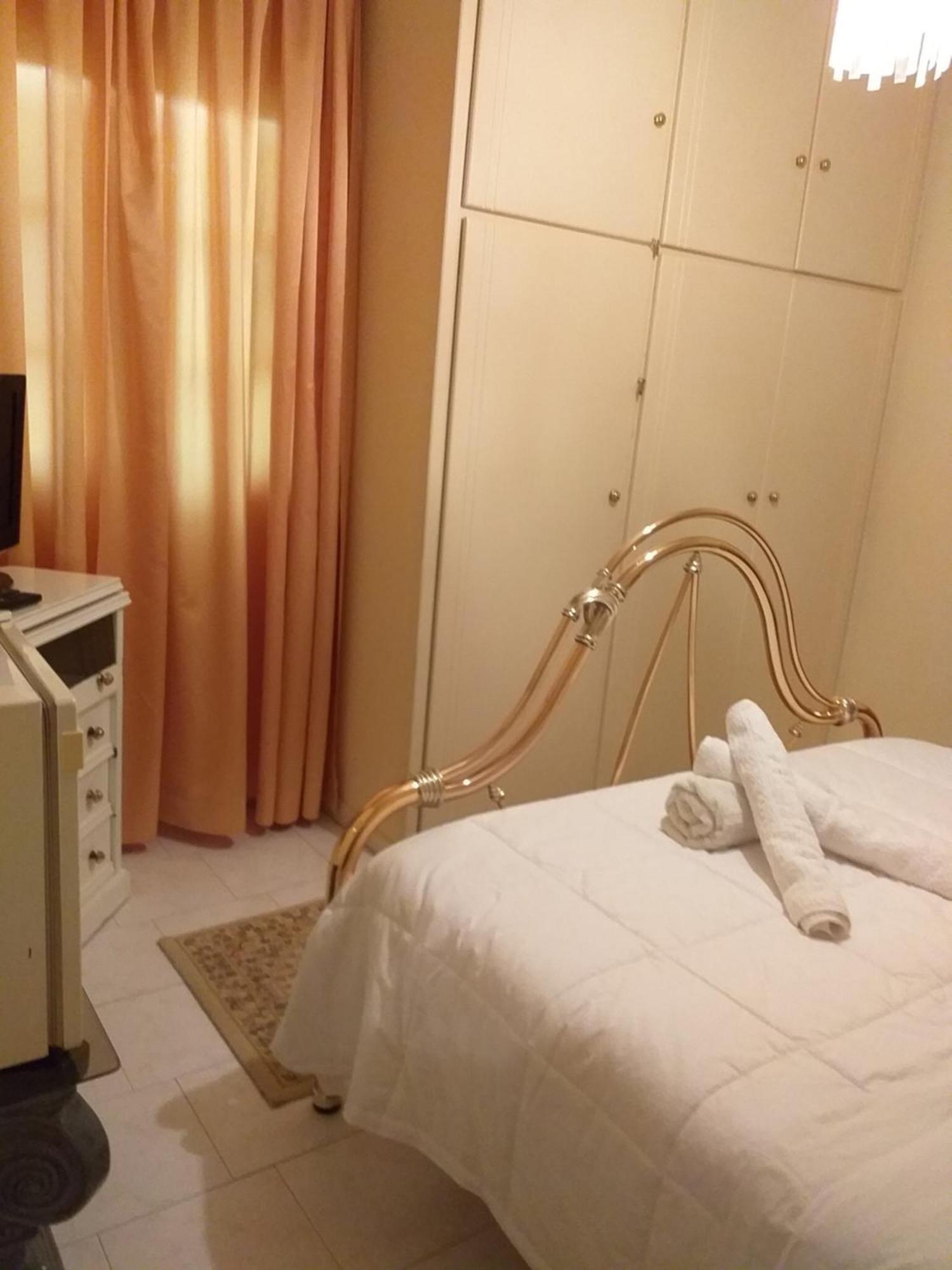 Roulas Cozy Apartments アルテミダ 部屋 写真
